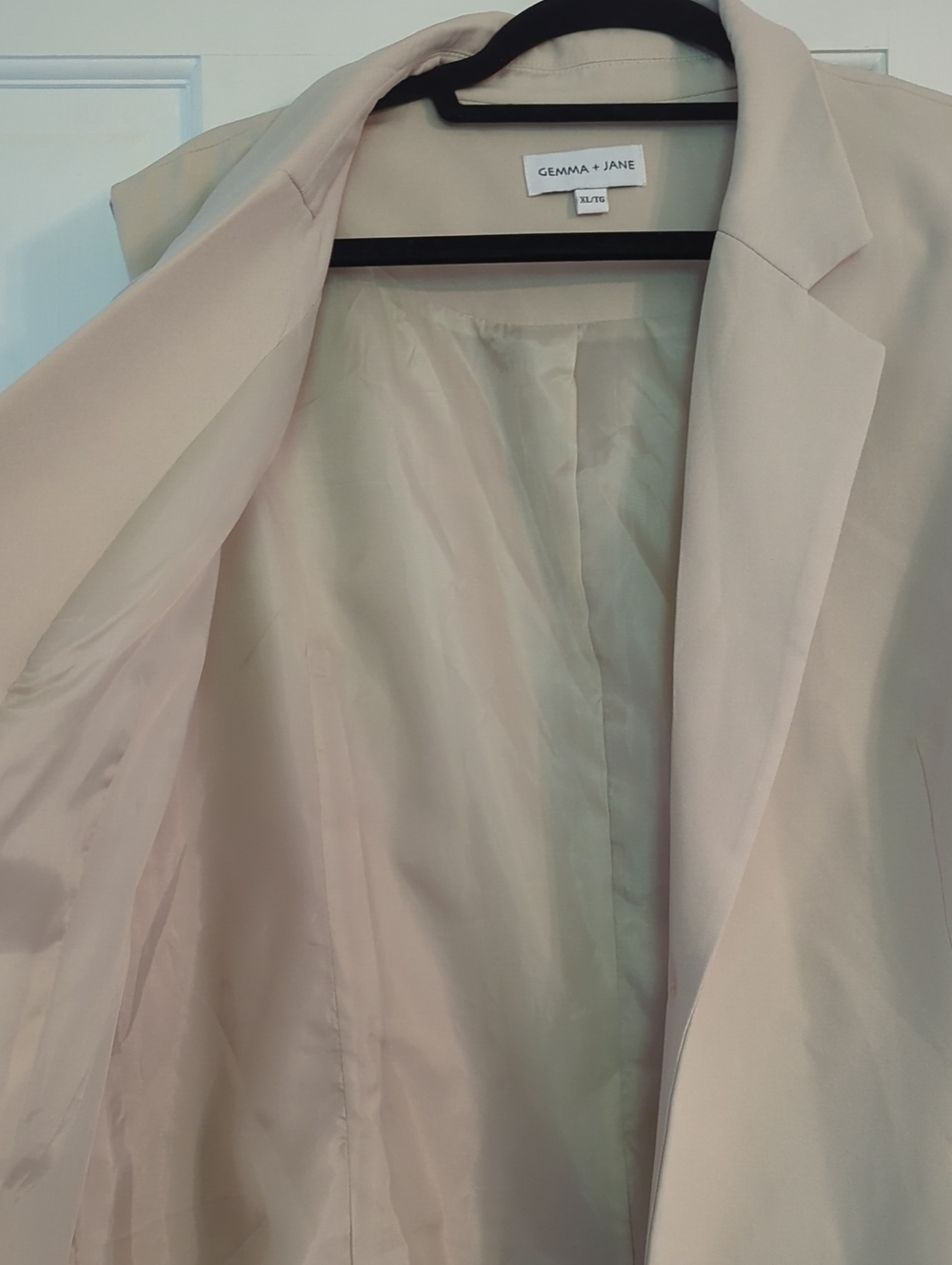 NWOT Women's Cream Blazer Vest